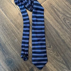 Barney’s New York tie